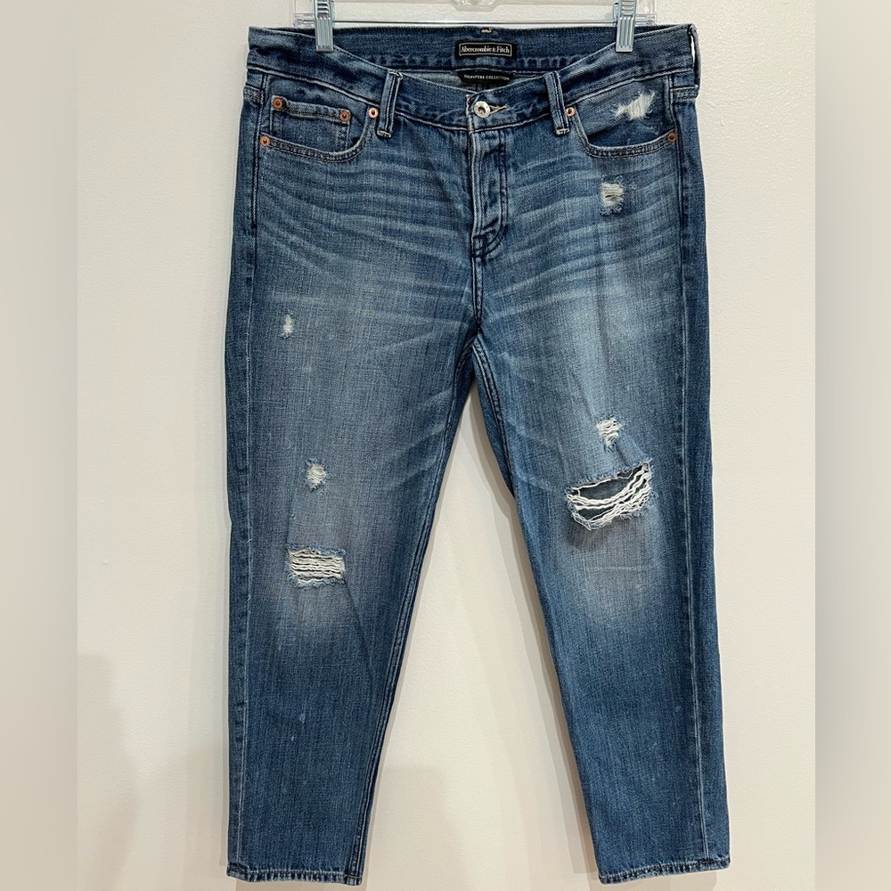 Abercrombie & Fitch Signature Collection Jeans 30, Distressed Mid Rise, Straight